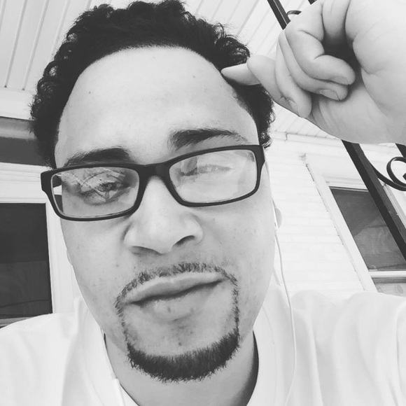 Meet your Posher, Hernan - Picture 1 of 1